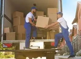 same-day movers in Palm Jumeirah loading villa furniture on frond road Dubai